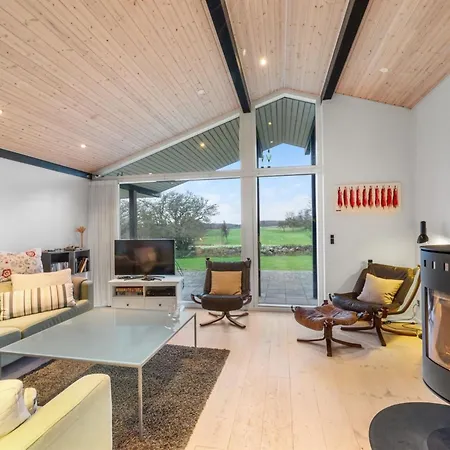 Erlinda - 600m From The Sea By Interhome Semesterbostad *