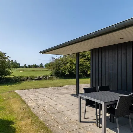 Semesterbostad Erlinda - 600m From The Sea By Interhome